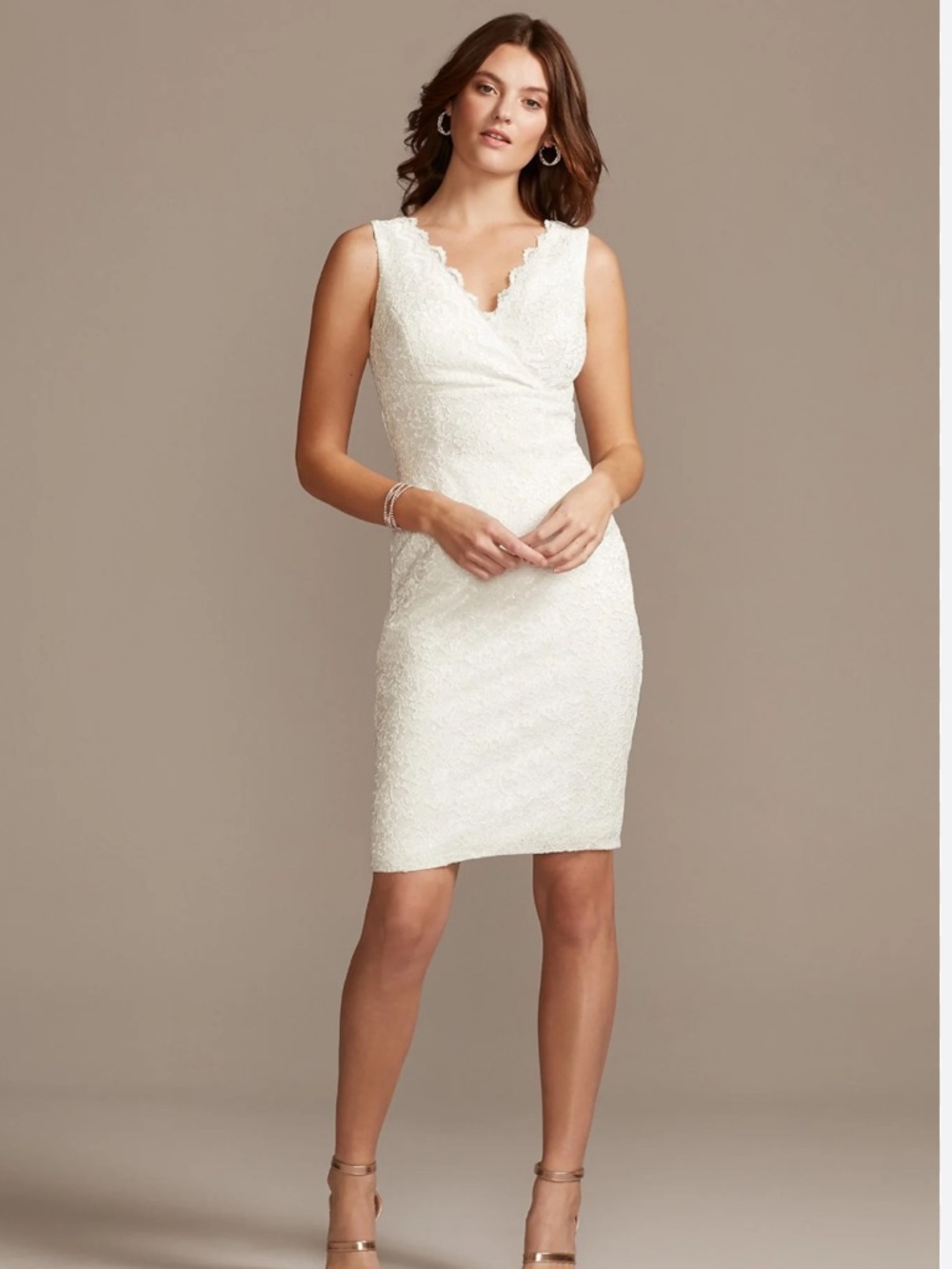NWT Davids Bridal DB Studio size 8 soft white scalloped lace v neck dress bride
